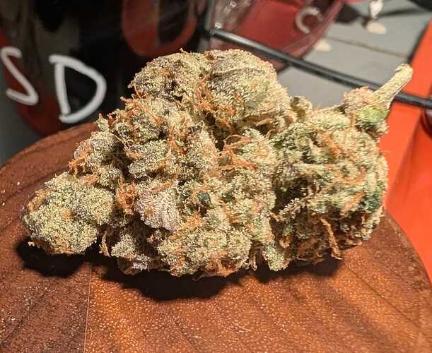Zushi (Sativa dominant)